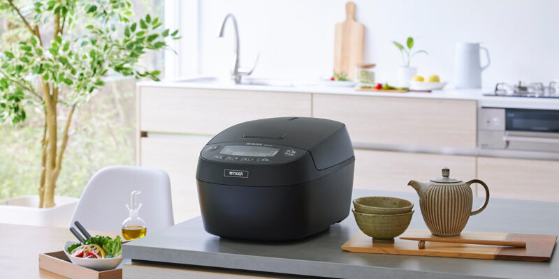 Nồi cơm điện Tiger JPV-C100KG chức năng cao tần áp suất